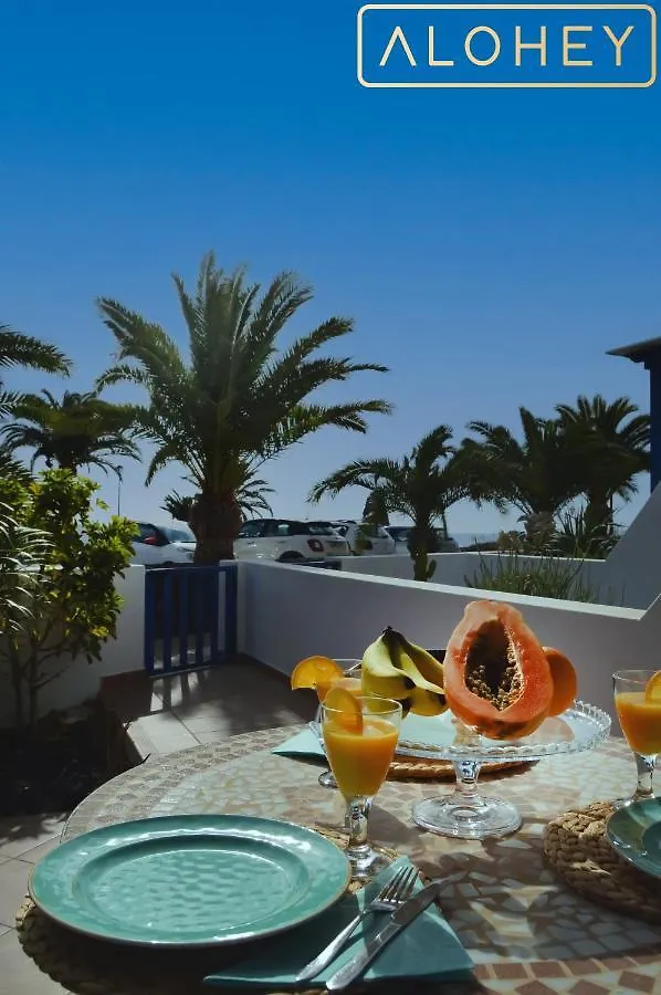 Apartment Casa Maresia Las Moreras Con Vista Mar En Primera Linea Y Piscina Compartida Playa Blanca