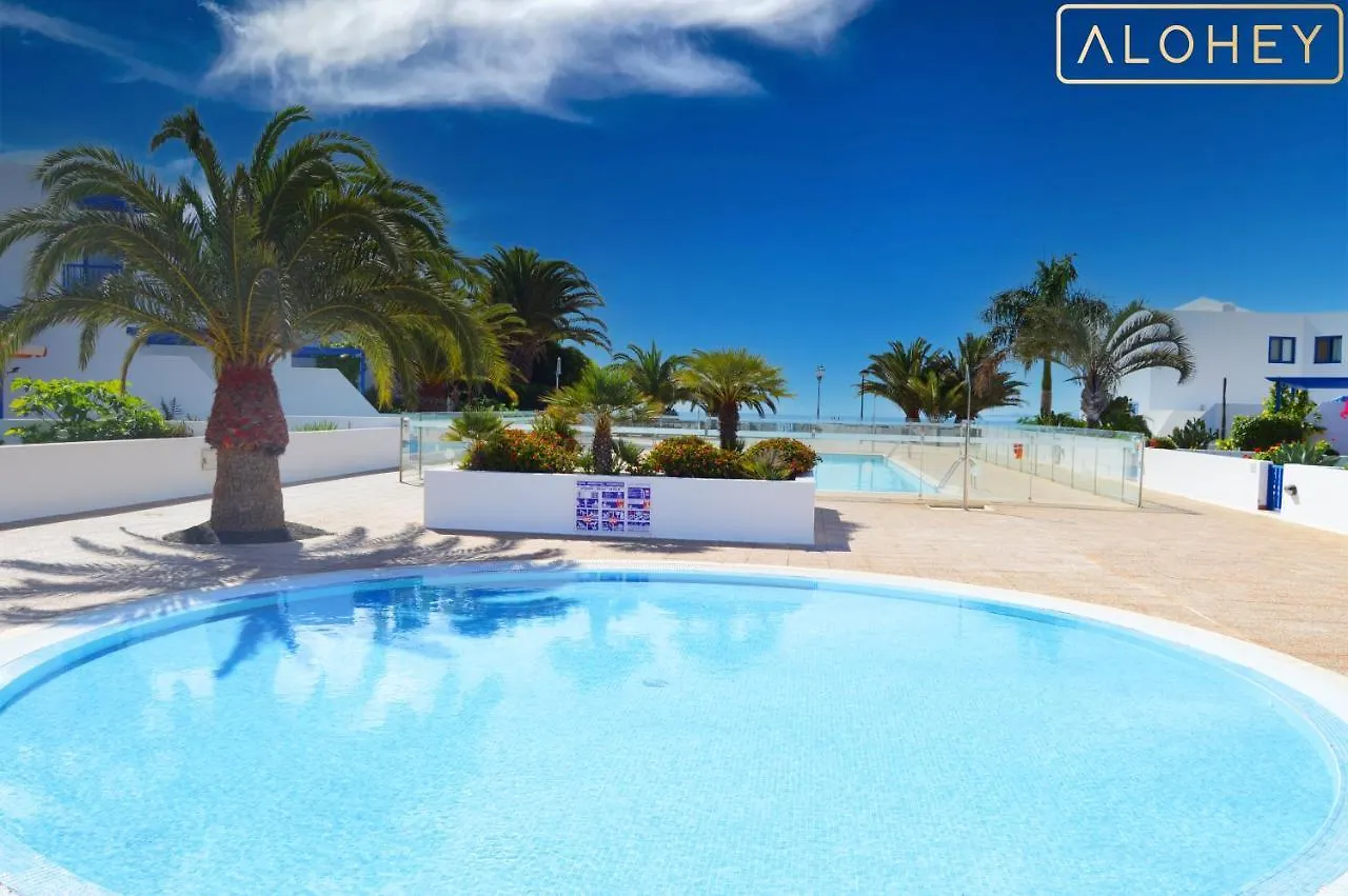 Casa Maresia Las Moreras Con Vista Mar En Primera Linea Y Piscina Compartida Playa Blanca  Apartment