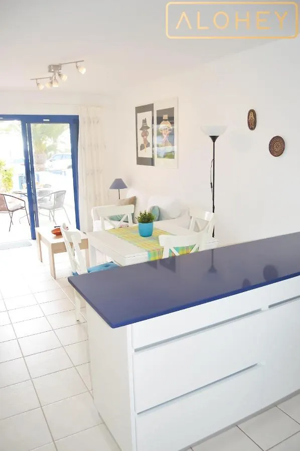 Casa Maresia Las Moreras Con Vista Mar En Primera Linea Y Piscina Compartida Playa Blanca